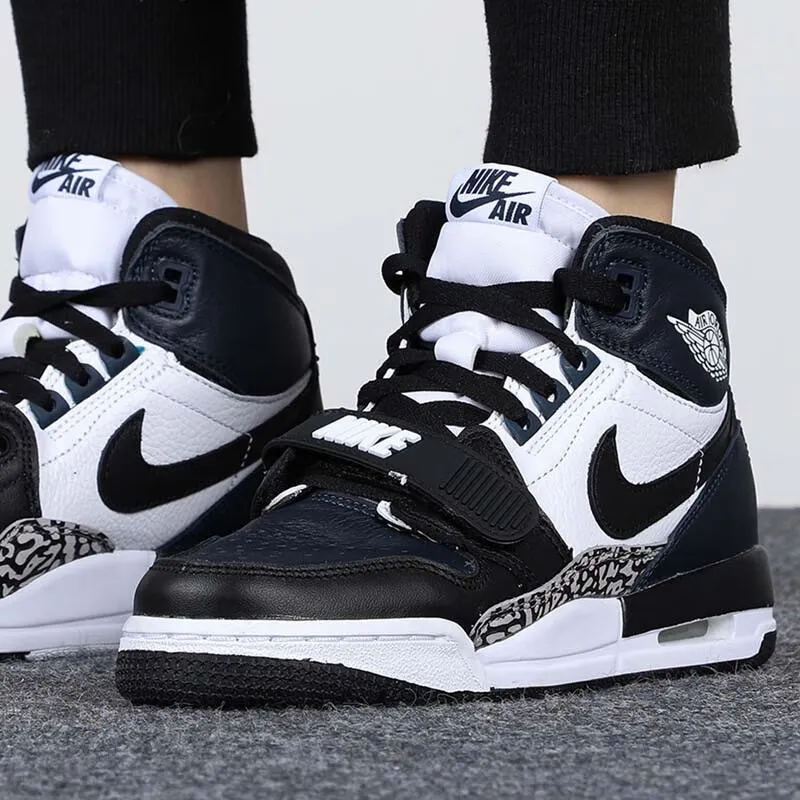 Jordan Legacy 312 Midnight Navy GS-2