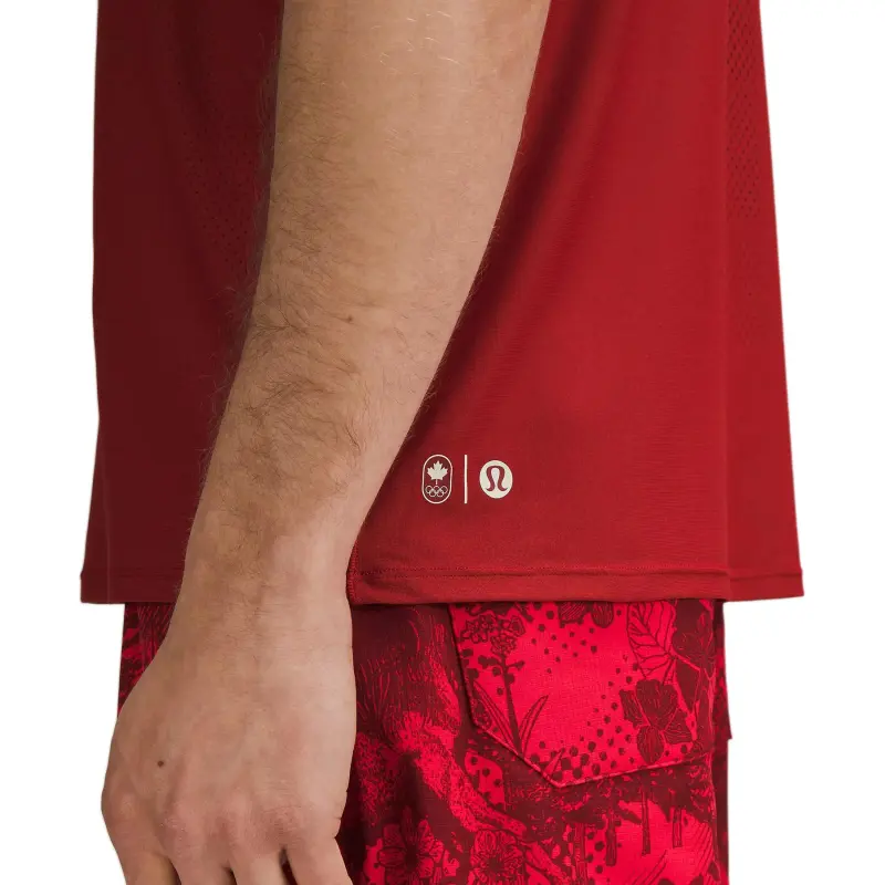 Lululemon Team Canada T Shirt Men's Sports Red-3