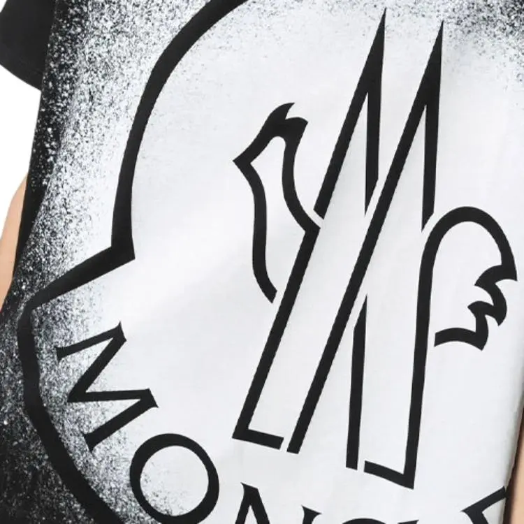 Moncler Logo Short Sleeve T Shirt 'Black'-4