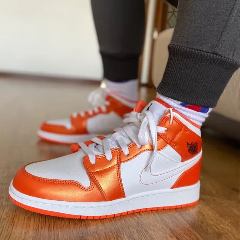 Jordan 1 Mid Metallic Orange GS-1