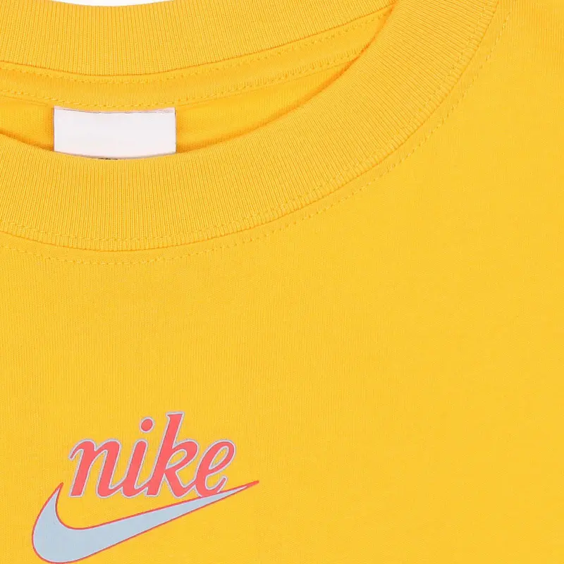 Nike Women'ss Logo Print Cartoon Crewneck Retro T-Shirt Yellow-3