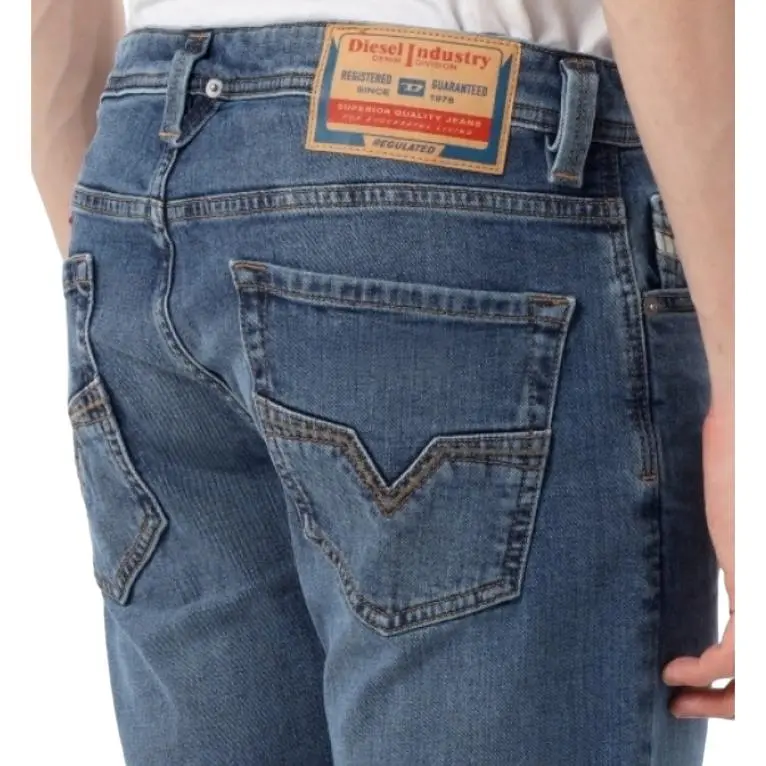 DIESEL 1985 Larkee Straight leg Jeans-3
