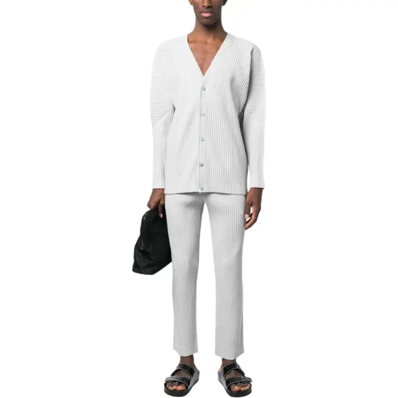 ISSEY MIYAKE V neck Shirt-2