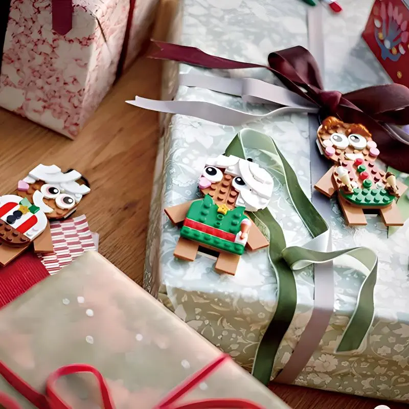LEGO Gingerbread Ornaments Building Blocks 40642-3