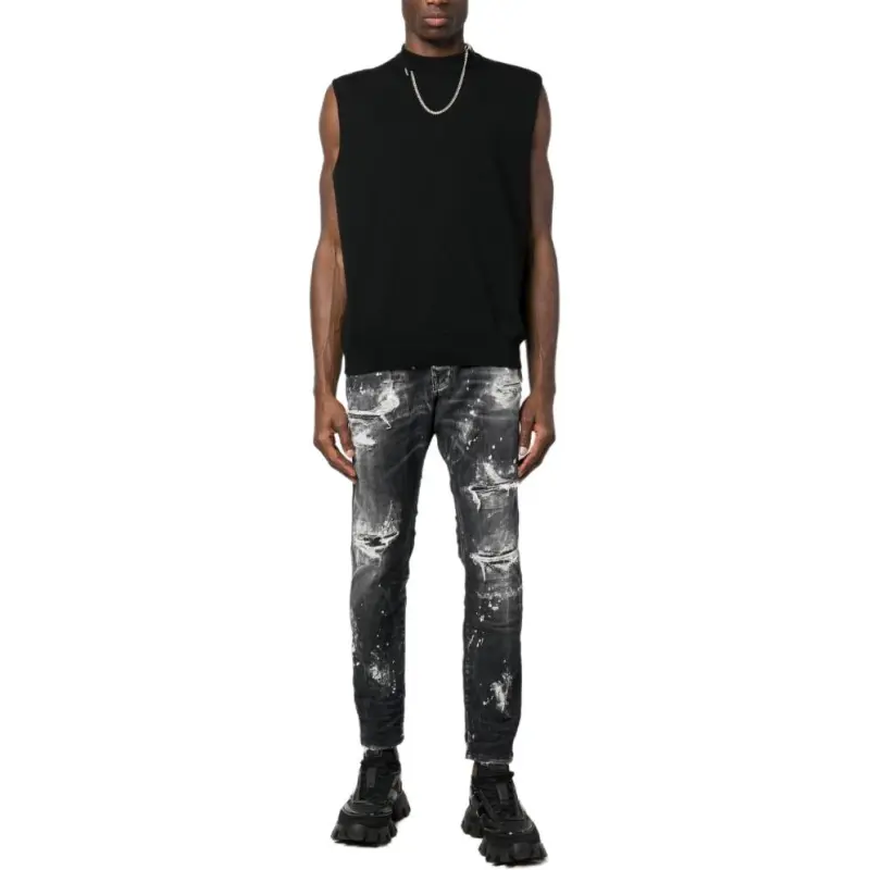 DSQUARED 2 Straight Leg Distressed Jeans-2