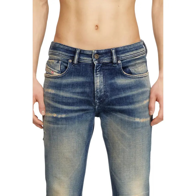 DIESEL 1979 Sleenker Skinny Jeans-4