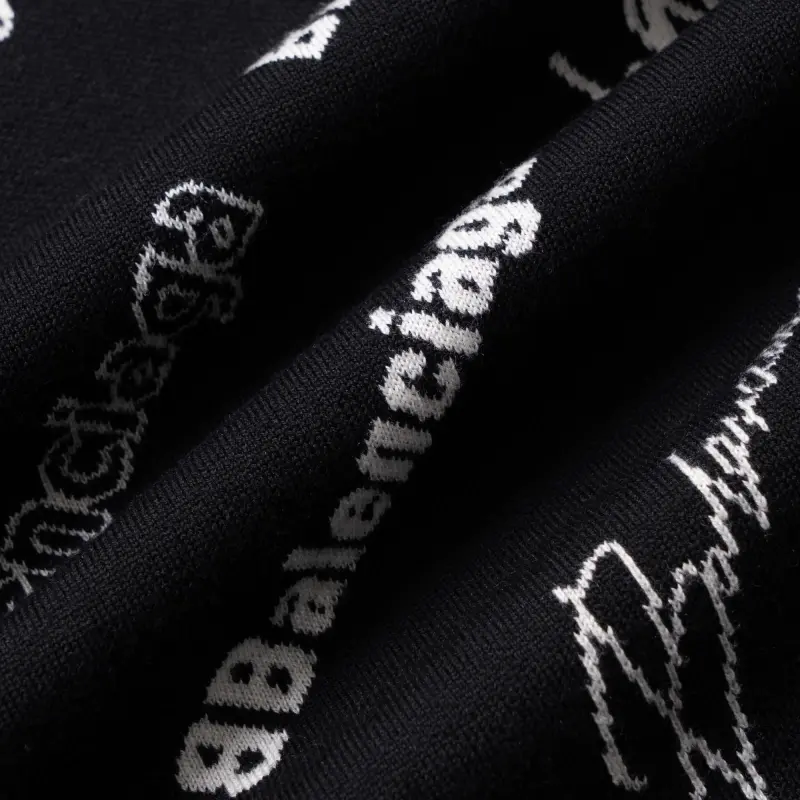 Balenciaga Logo Print Crewneck Sweater-6