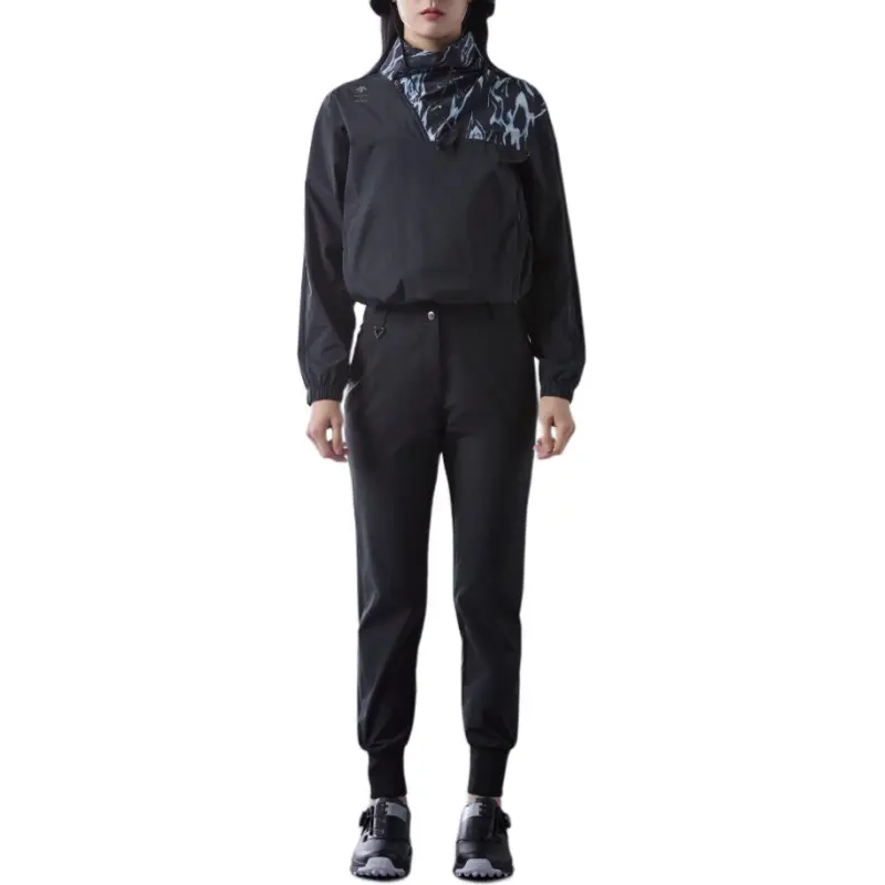 DESCENTE Jackets Coats Women's Blue Black-3