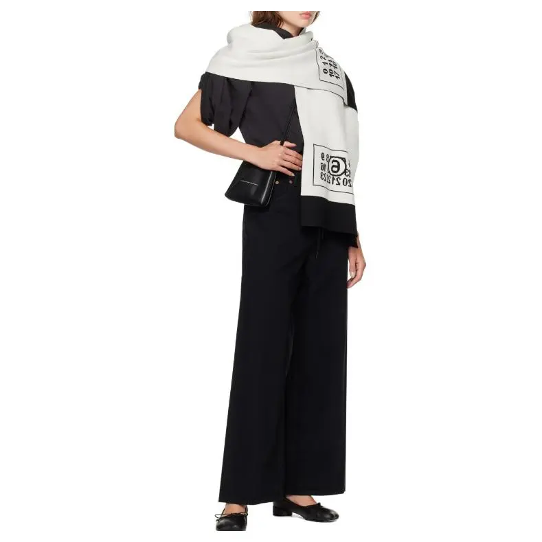 MM6 Maison Margiela Logo Intarsia Knitted Scarf-4