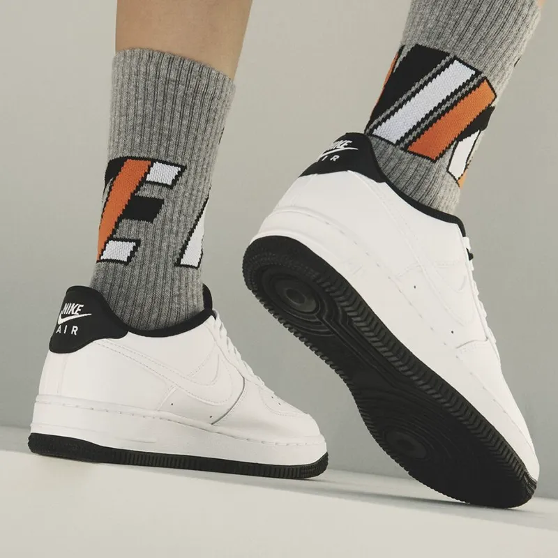 Nike Air Force 1 '07 ESS GS 'White Black'-2