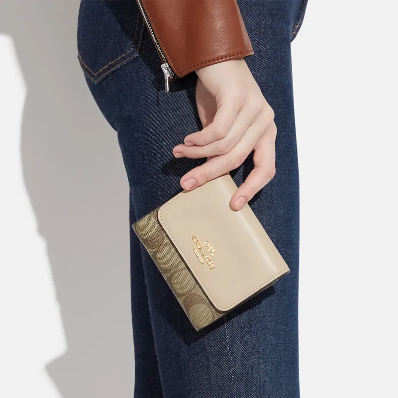COACH Trifold Wallet Canvas With Leather Card Holder, Wallet Trumpets Women's Khaki & Chalk White-4