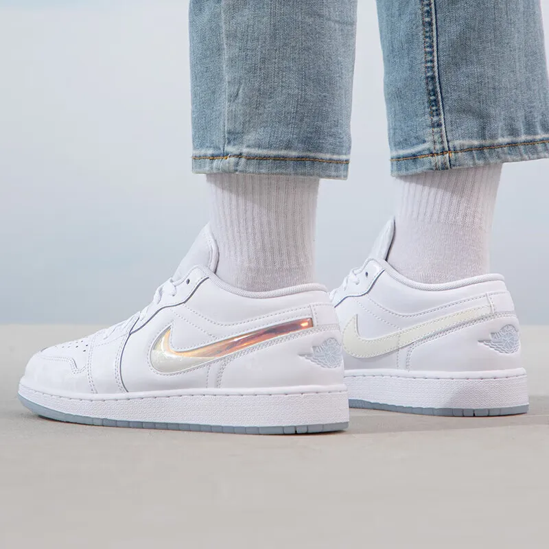 Jordan 1 Low SE Glitter Swoosh GS-2