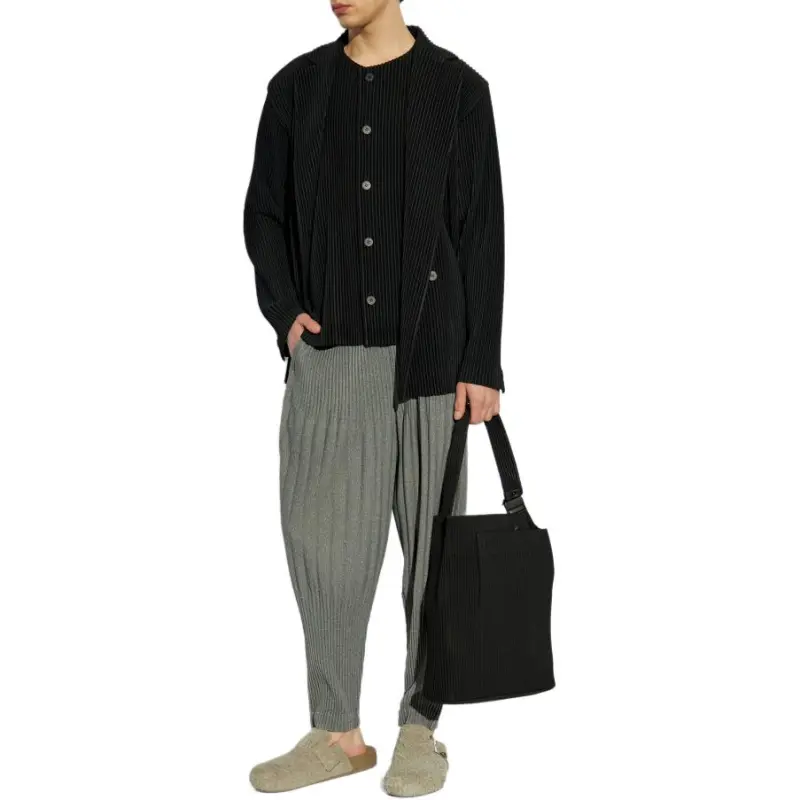 ISSEY MIYAKE Jackets Coats Men's Black-2