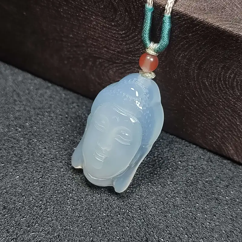 JUNWEN Chalcedony Necklaces Unisex-3