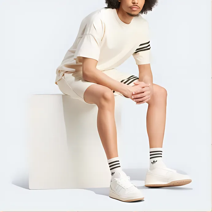 Adidas Adicolor Neuclassics Tee-3