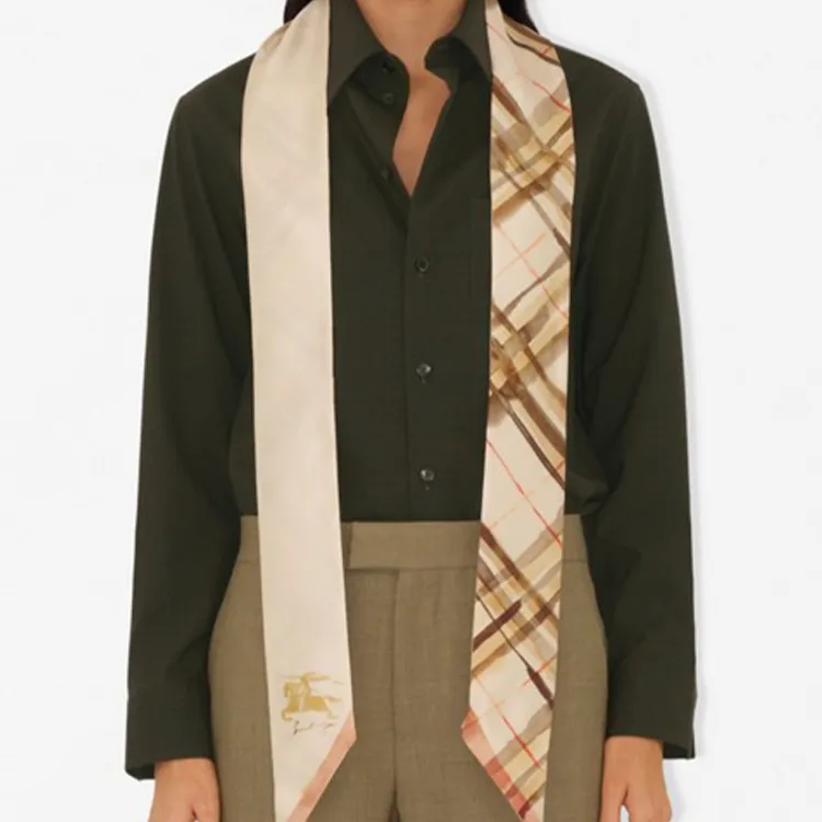Burberry Checked Reversible Scarf-2
