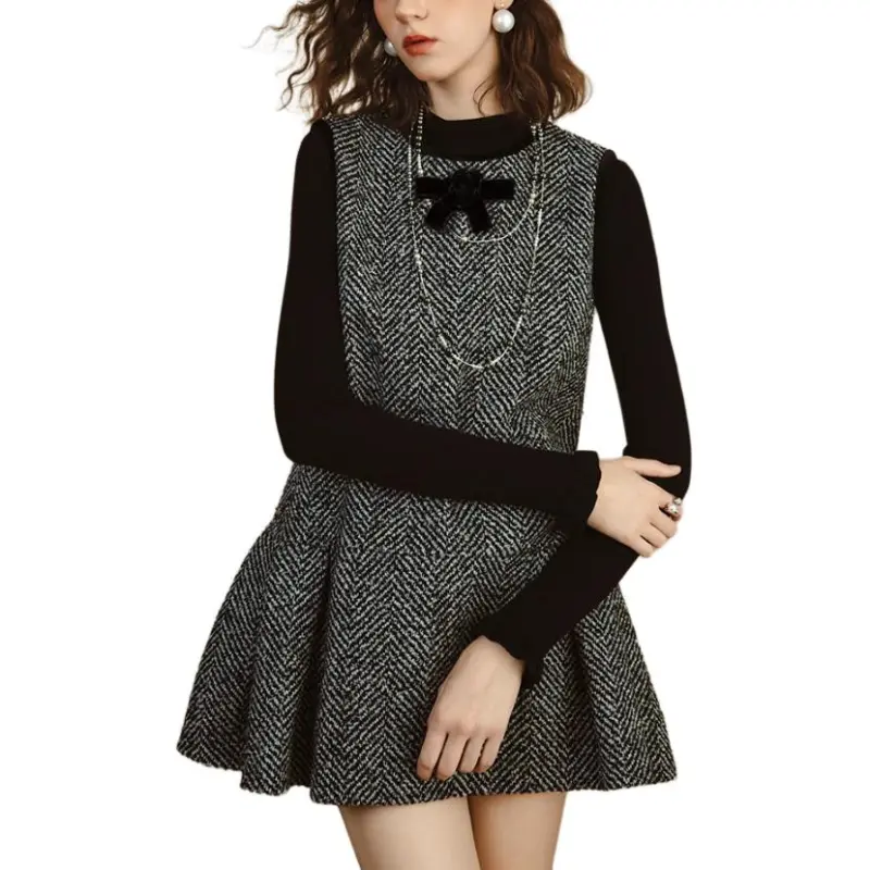 AIVEI Sleeveless Dress Women's Black-3