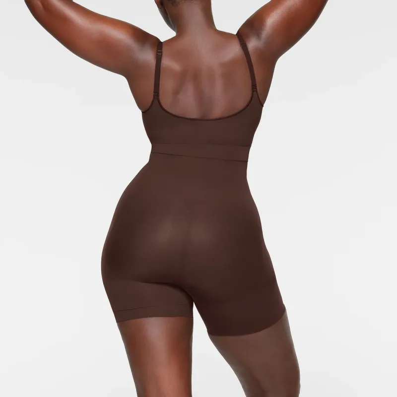 Skims Jelly Sheer Short Clay-6