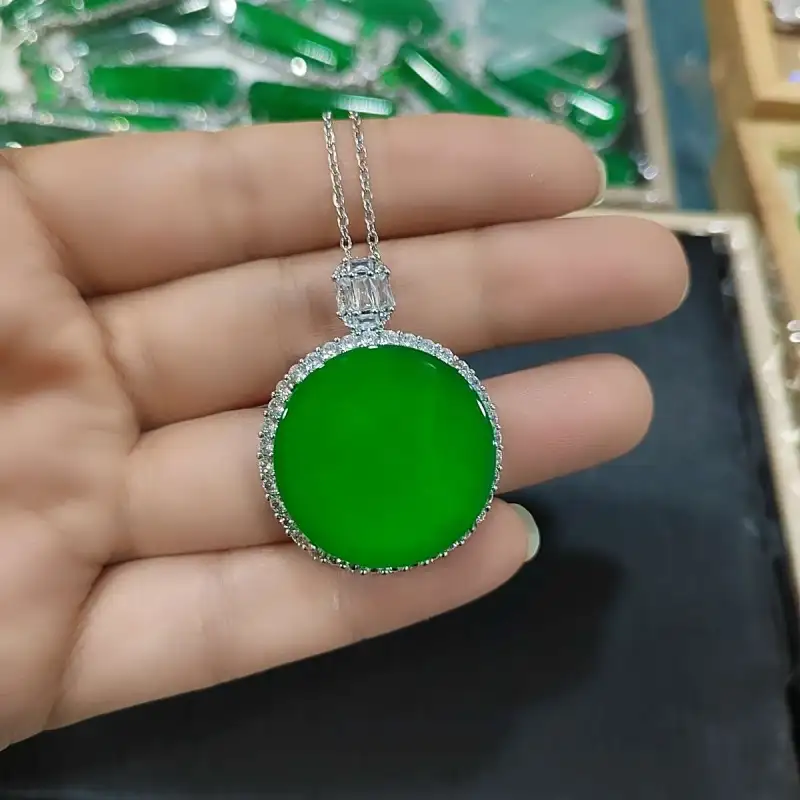 YOULING Chalcedony Jade Necklaces Unisex-5