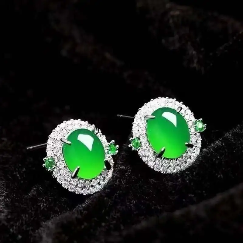 JUNWEN Chalcedony Stud Earrings Unisex-2