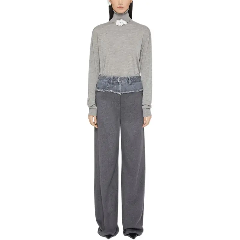 Givenchy FW23 Sweater Women's Gray-1