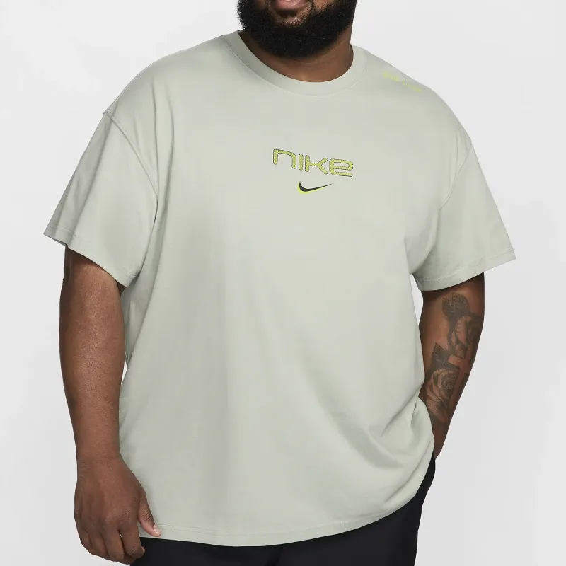 Nike Sportswear Men's Max90 T-Shirt-3