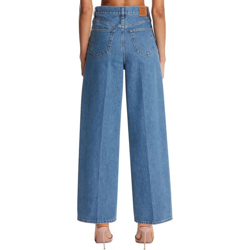 TOTEME High-Waisted Wide-Leg Jeans-4