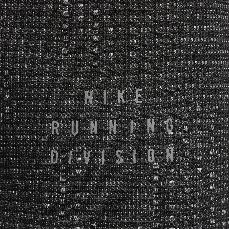 Nike Pinnacle Running Division Men's Water Repellent 1/2 Zip Running Top-5