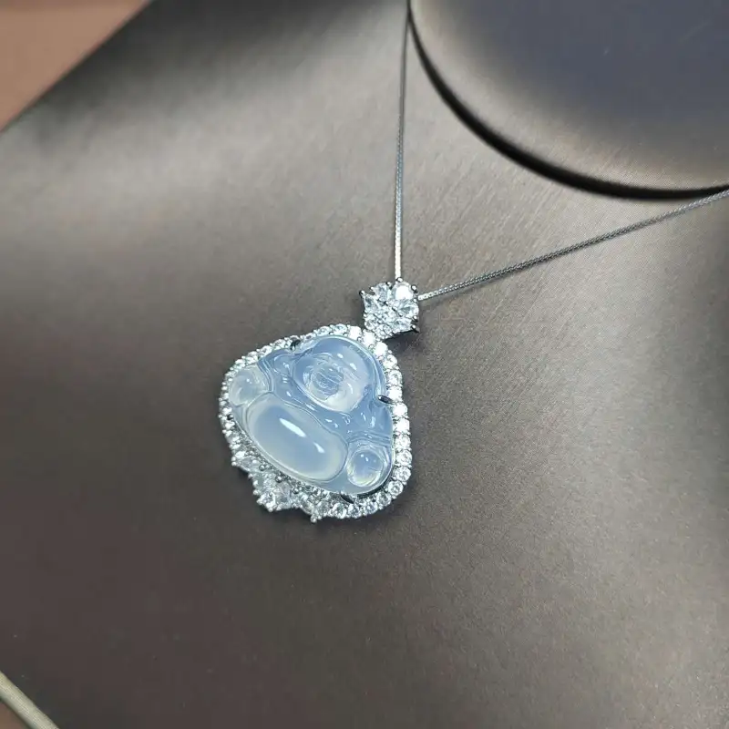 Grace Chalcedony Necklaces Women's-5