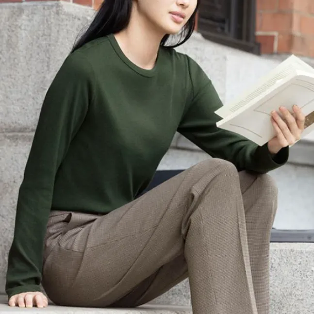 UNIQLO T Shirt Women's Dark Green-1