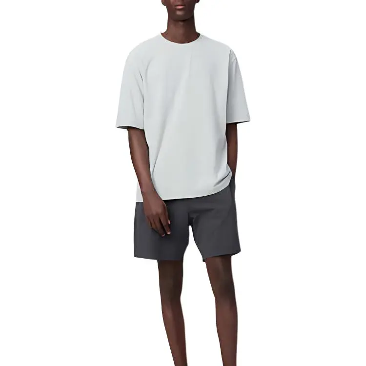 UNIQLO U Collection SS25 T Shirt Unisex Light Green-2