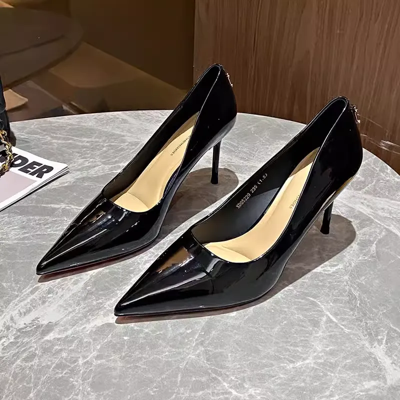 PINWEISHIDU Slim Heel High Heels Women's-1