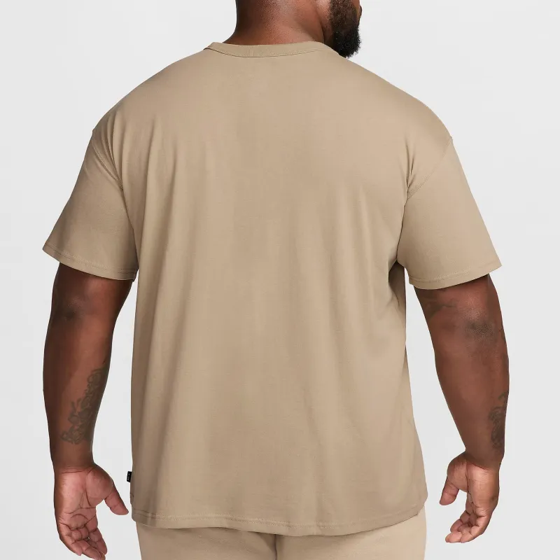 Nike Sportswear Premium Essentials Men's Pocket T-Shirt-3