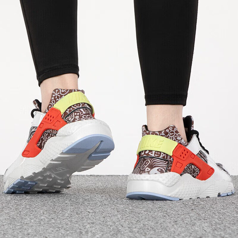 nike huarache running shoes