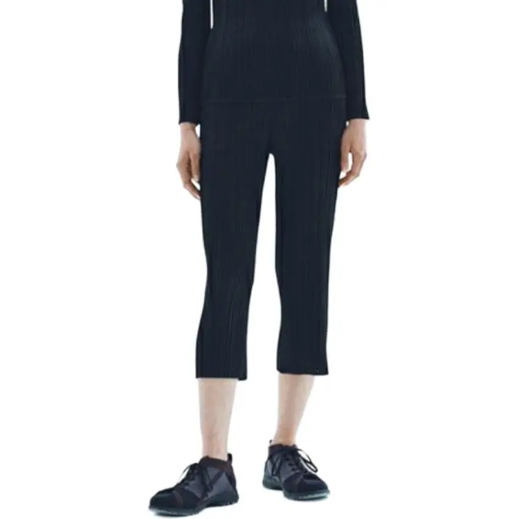 PLEATS PLEASE ISSEY MIYAKE Casual Pants Women's Black-2