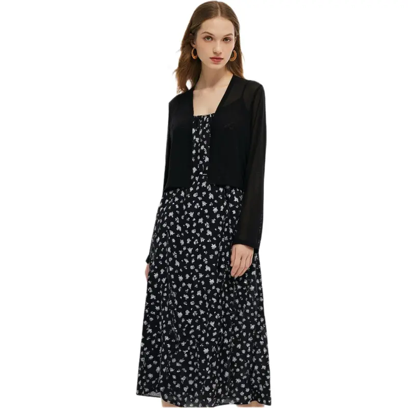 GOELIA Two Piece Skirt Sets Women's 8BD Black With Ecru Small Rose Print-1