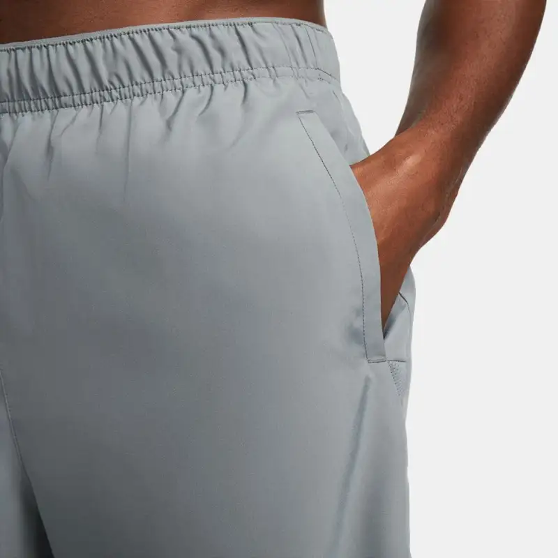 Nike Challenger Men's Dri FIT 7' 2 in 1 Running Shorts-6