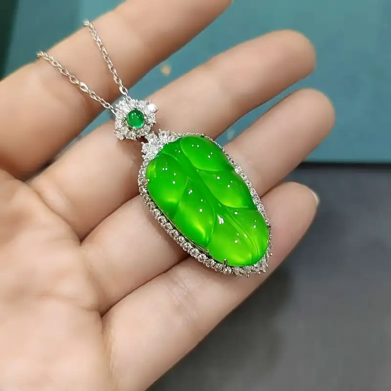 Gifts Chalcedony Jade Necklaces Unisex-11