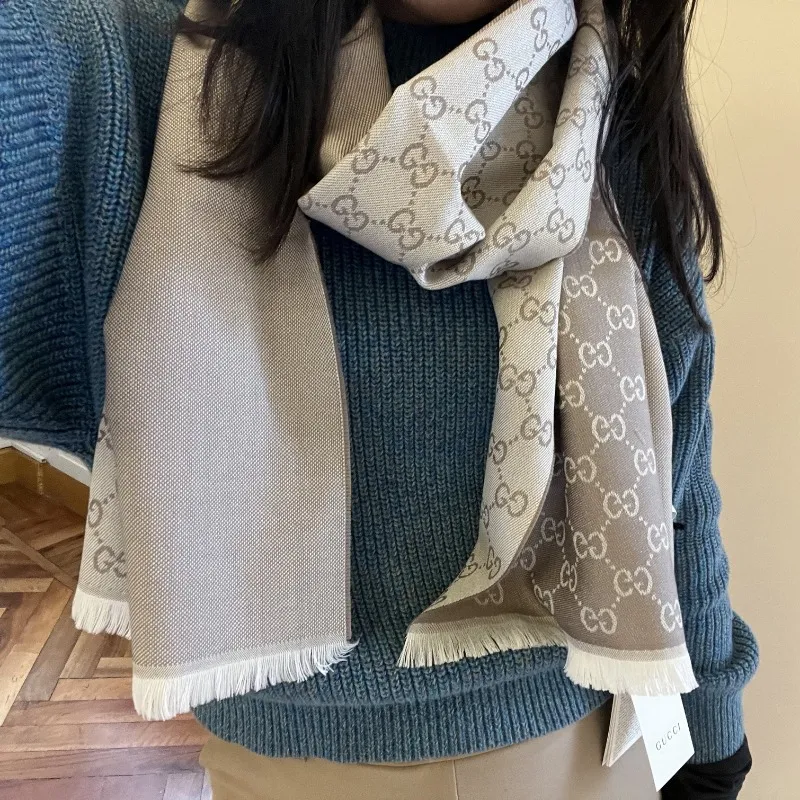 GUCCI GG Knit Scarves Unisex-3