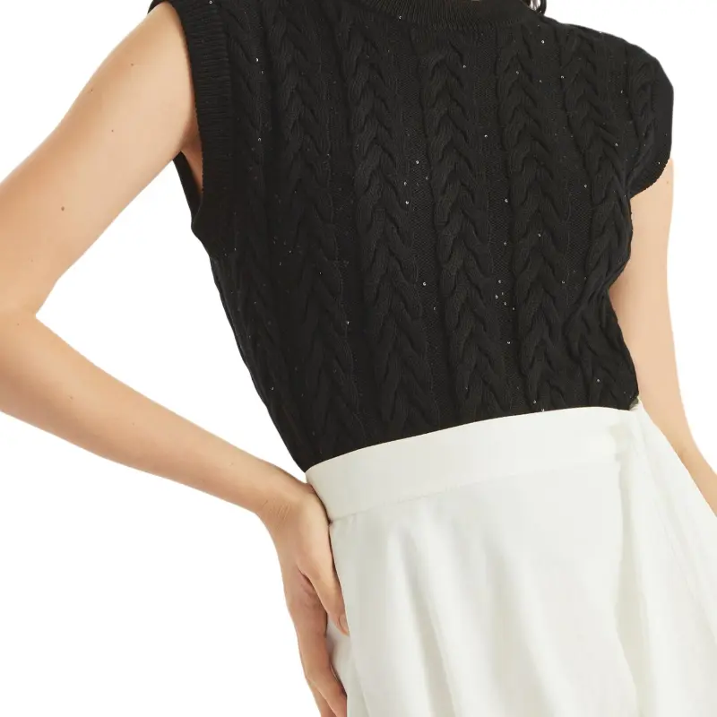 Brunello Cucinelli Dazzling Double Cable Knitted Vest-5