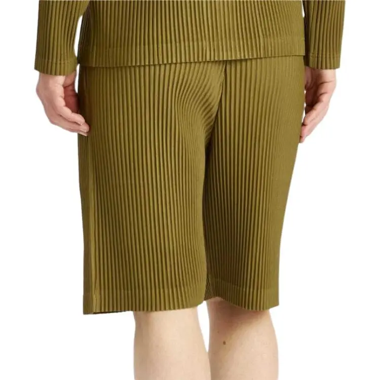Homme Plissé Issey Miyake Color Pleats Shorts-3