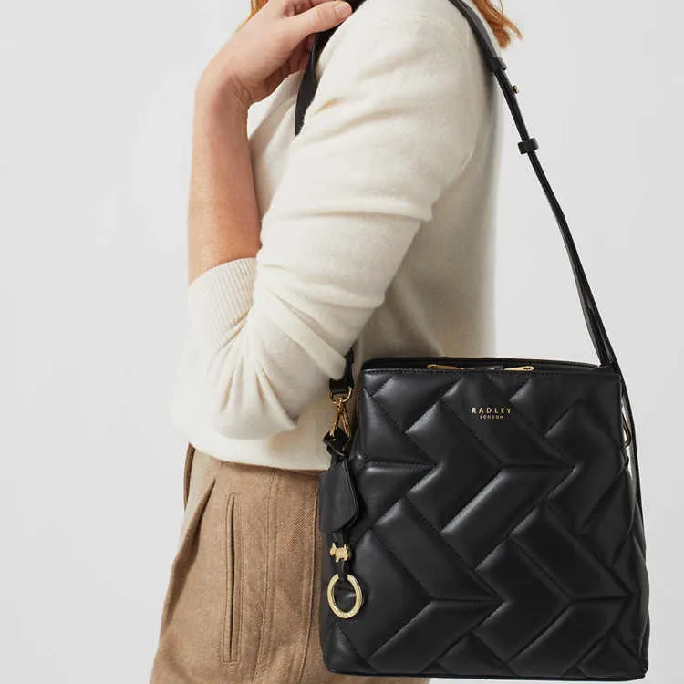 RADLEY Cow Leather Bucket Bags Crossbody Bag Shoulder Bag Medium Size Women's Black-4