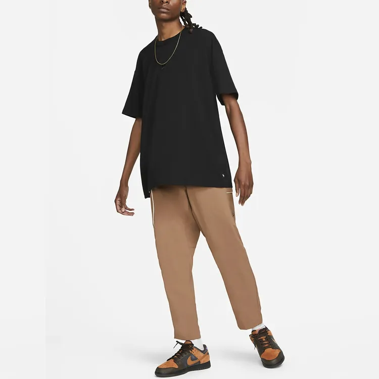 Nike Sportswear Premium Essentials T shirt-2