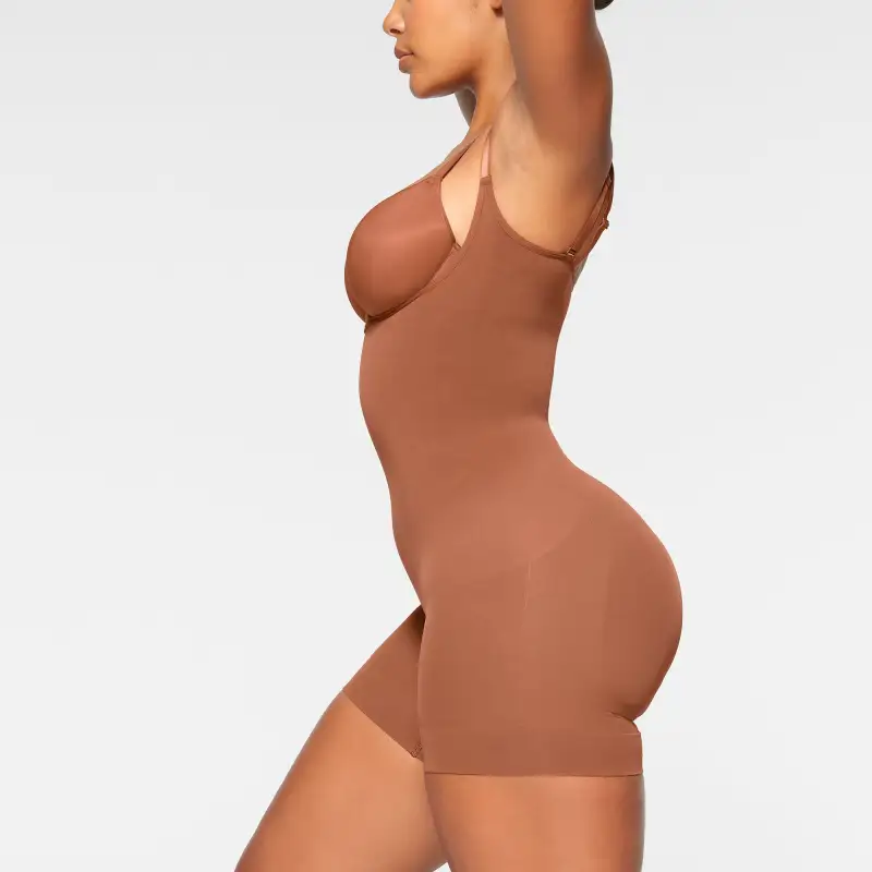SKIMS SEAMLESS SCULPT OPEN BUST SHORTIE BODYSUIT Bodysuits Women's BRONZE/Bronze-3