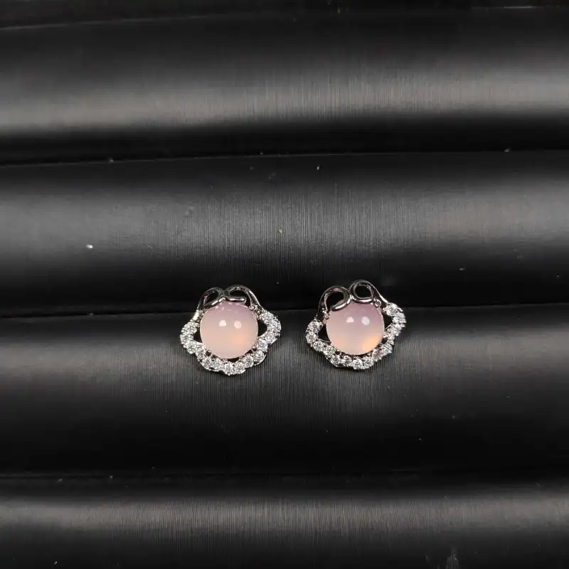 JUNWEN Chalcedony Stud Earrings Women's-1