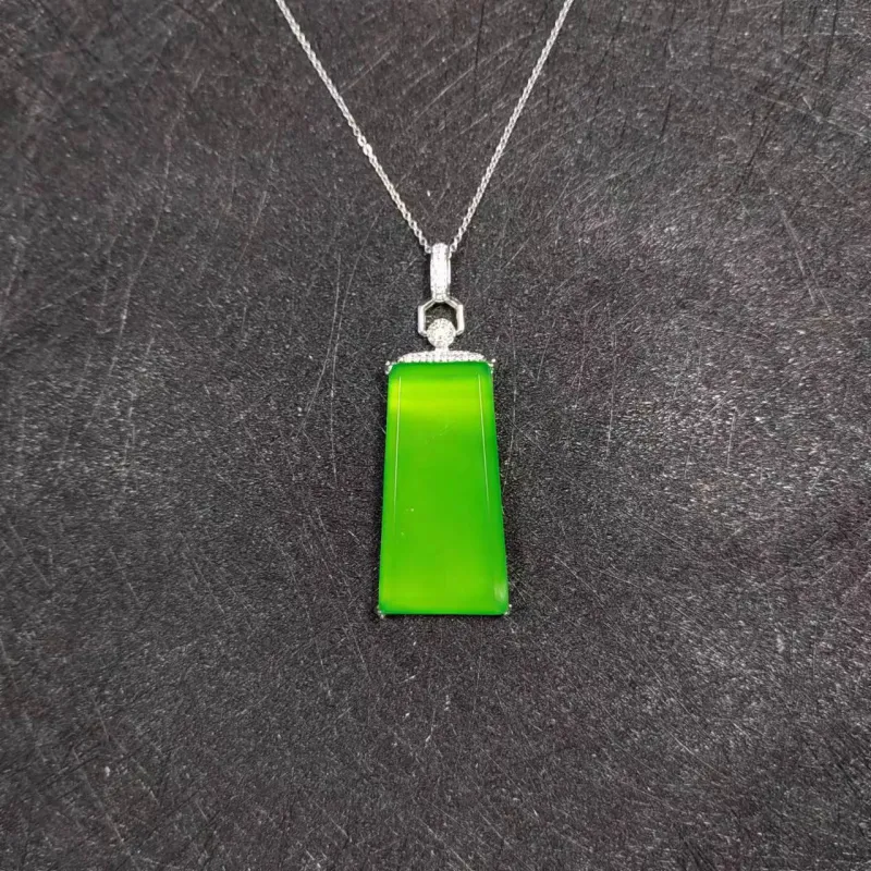 JUNWEN Chalcedony Necklaces Women's-5