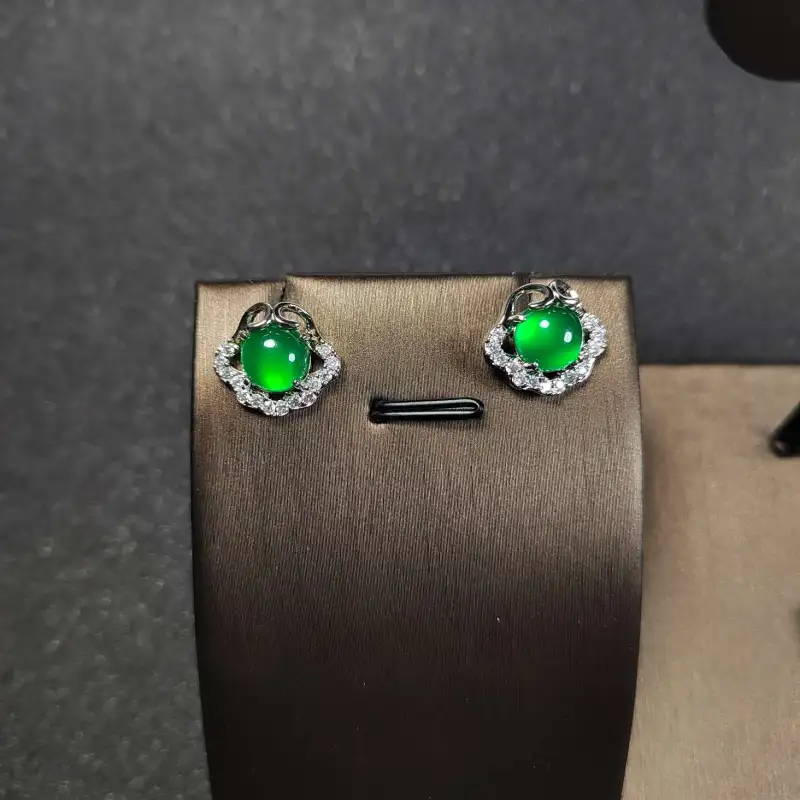 Grace Chalcedony Stud Earrings Women's-2