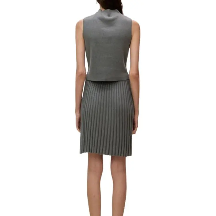 VIKTORIACHAN Tank Tops Women's Gray-4