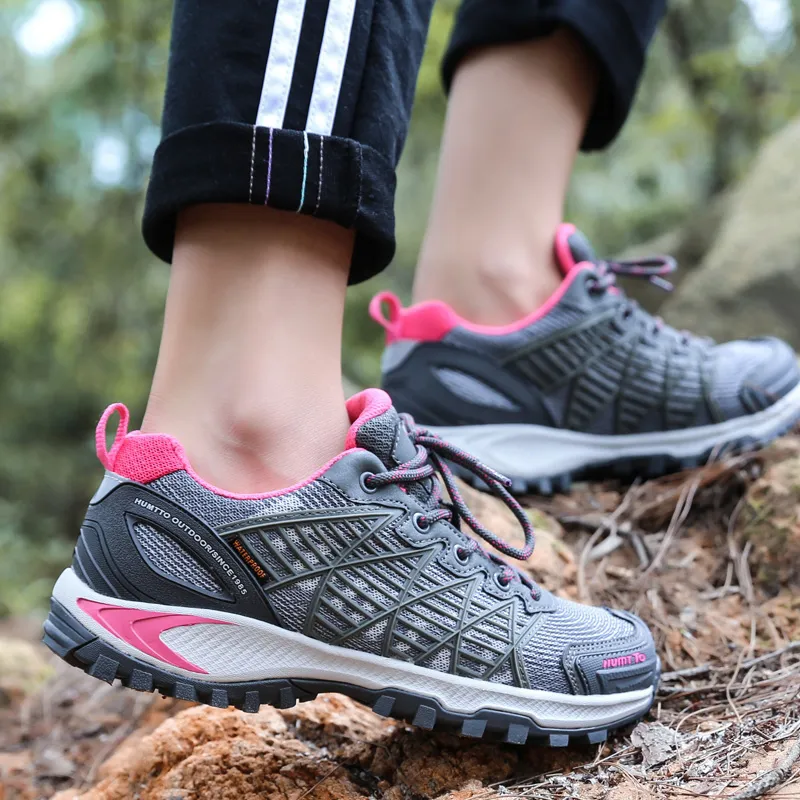 HUMTTO Cushioning Wear Resistant Low Top Outdoor Shoes Women's Gray Pink-2