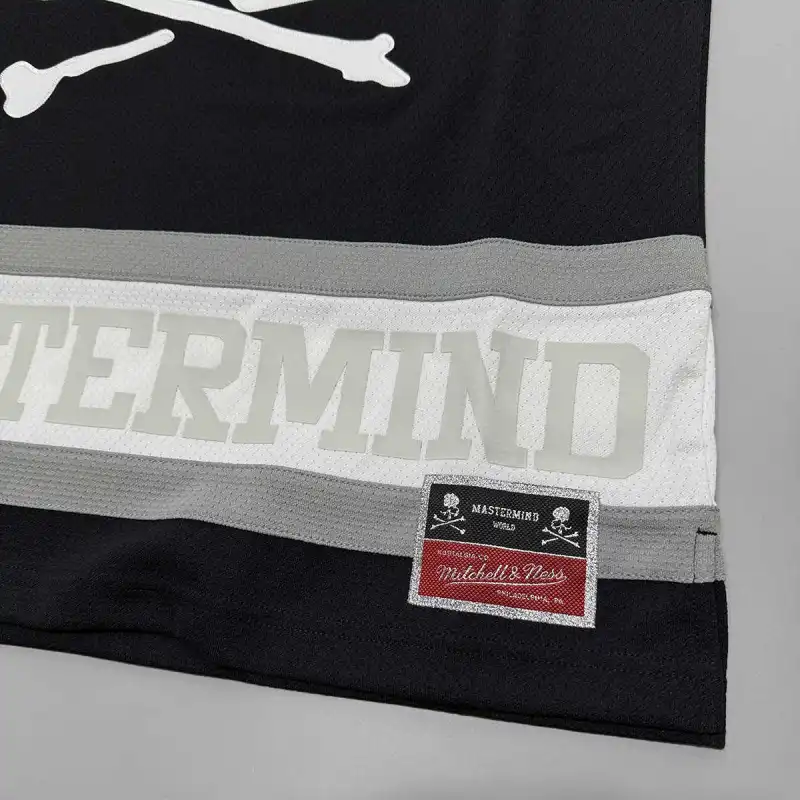 Mitchell & Ness x MASTERMIND WORLD FW24 T Shirt Unisex Black Gray-2